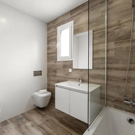 Coastal Sea Jewel Nazaré